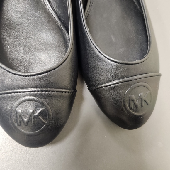 Michael Kors Dylyn Ballet Flats Black Sz 7.5. Excellent Condition - Picture 6 of 9